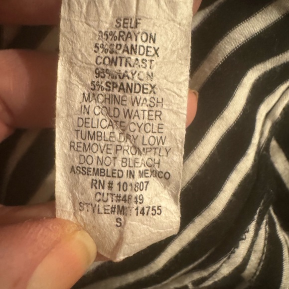 Emi & Ice size small comfy shirt . Blk/white strips , royal blue , ruffles - Picture 2 of 6